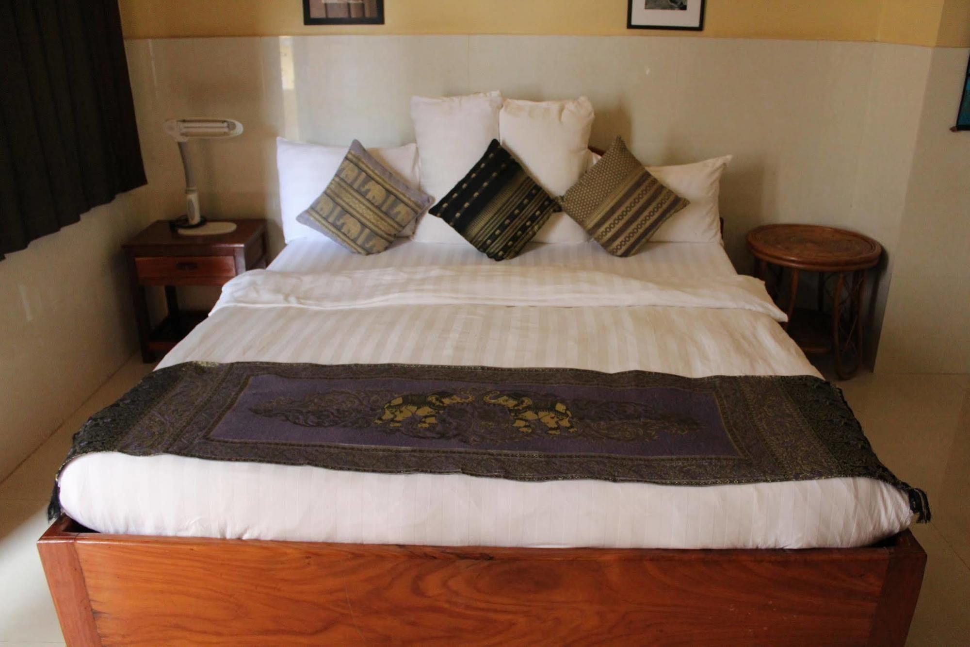 Seven Candles Guesthouse Siem Reap Zewnętrze zdjęcie